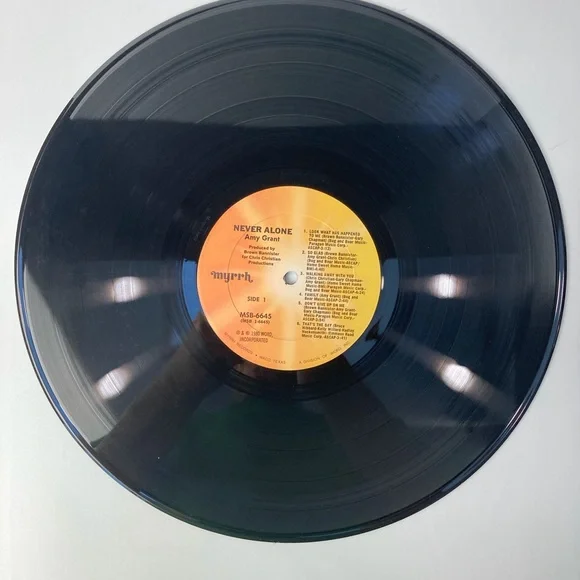 Amy Grant Never Alone Vinyl Record Album LP - Picture 3 of 4